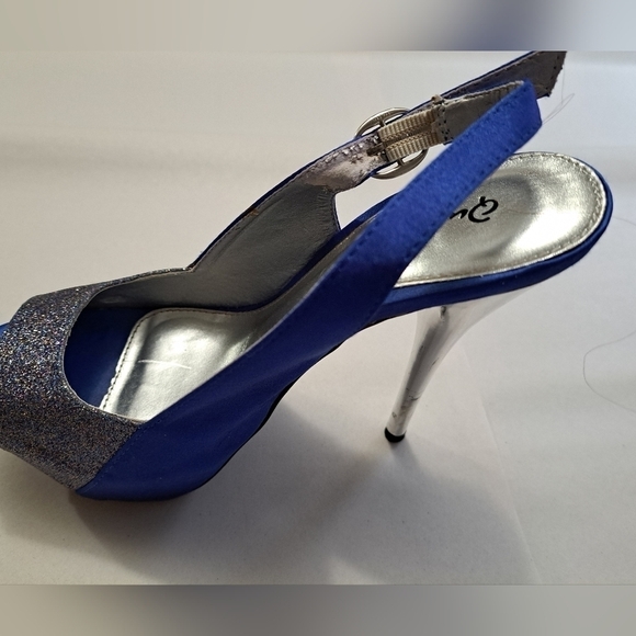 Quipid Satin & Glitter Open Toe Slingback Sandal - Picture 5 of 11
